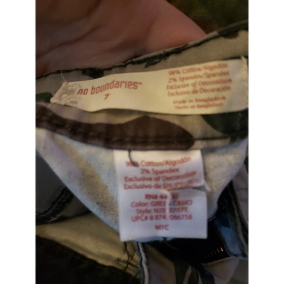No Boundaries Camo Cargo Skinny Jeans - Picture 5 of 5